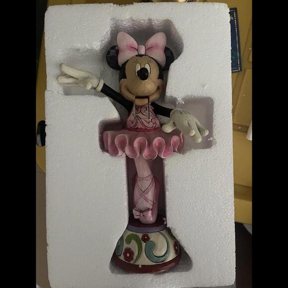 Minnie Mouse Ballerina Nutcracker Figurine - Picture 1 of 2